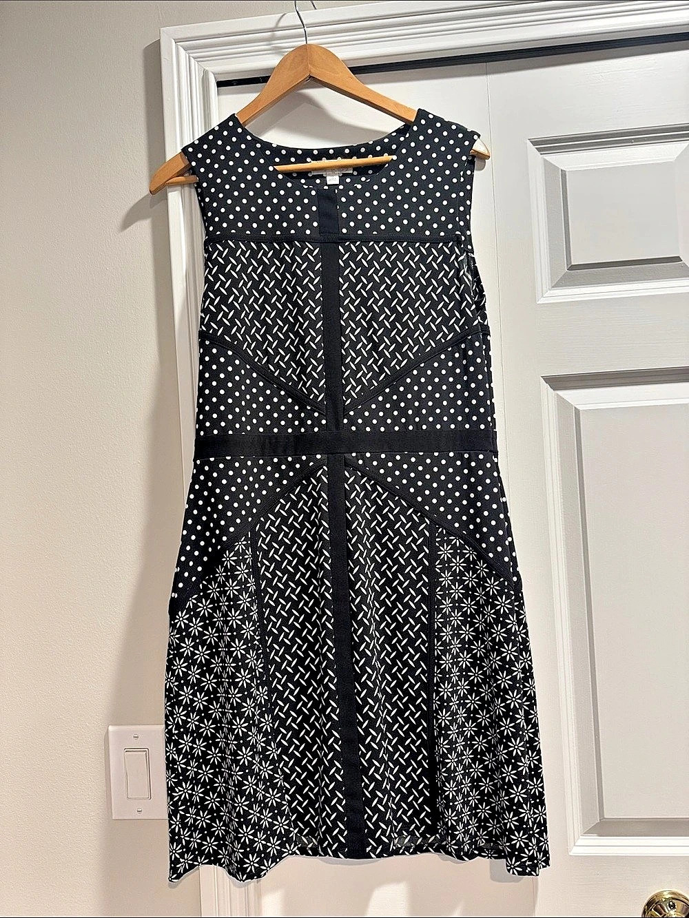 dressbarn Geometric Midi Dress in Black & White Size 12